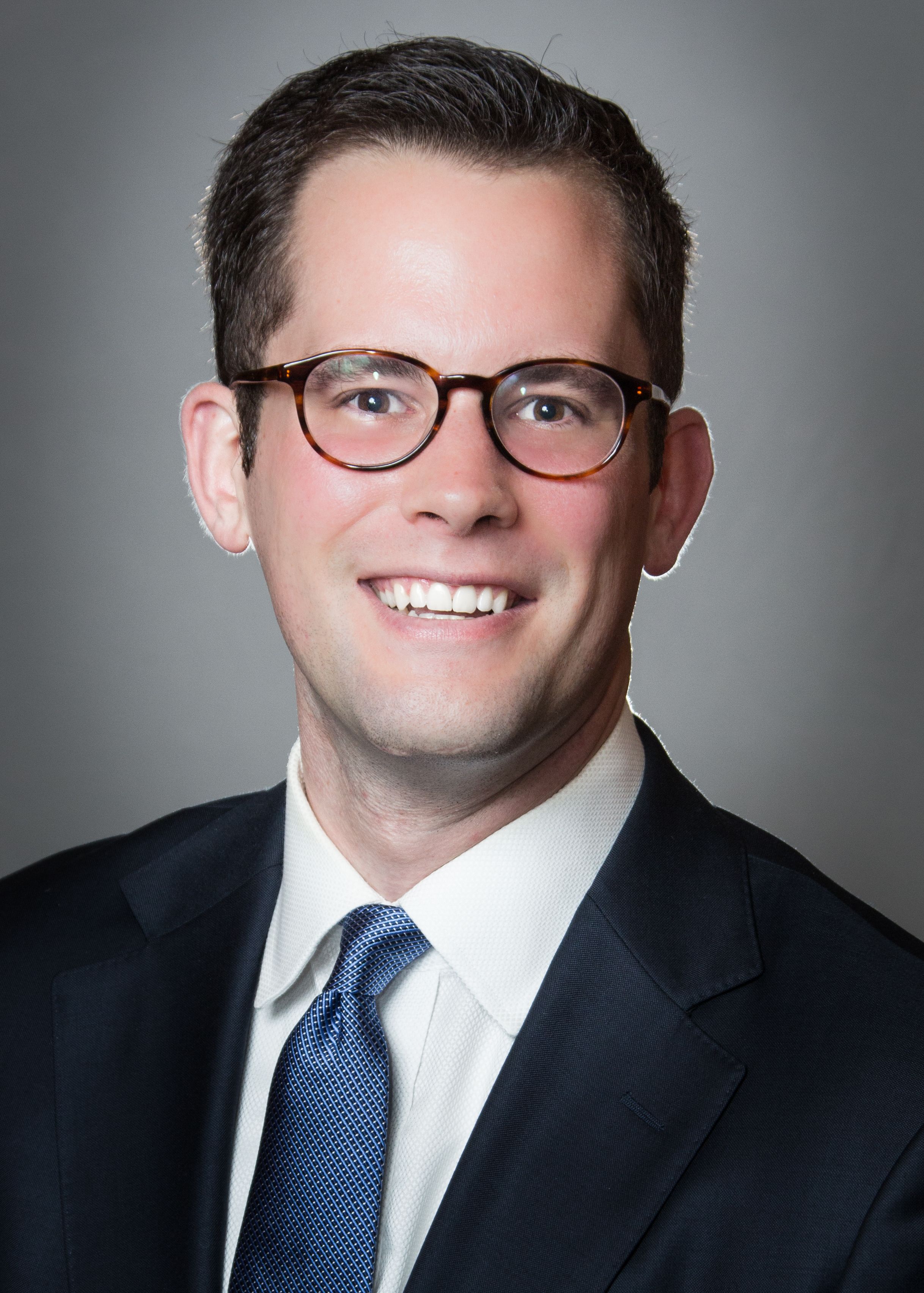 Headshot of Alexander Radke